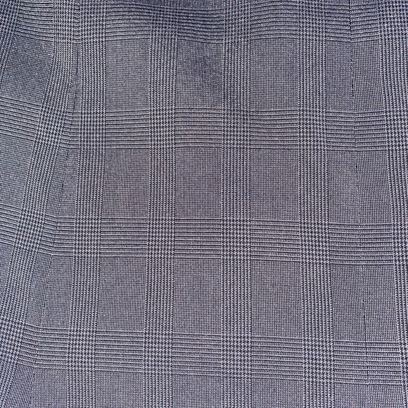 Patterned Black Skirt - Picture 3 of 3